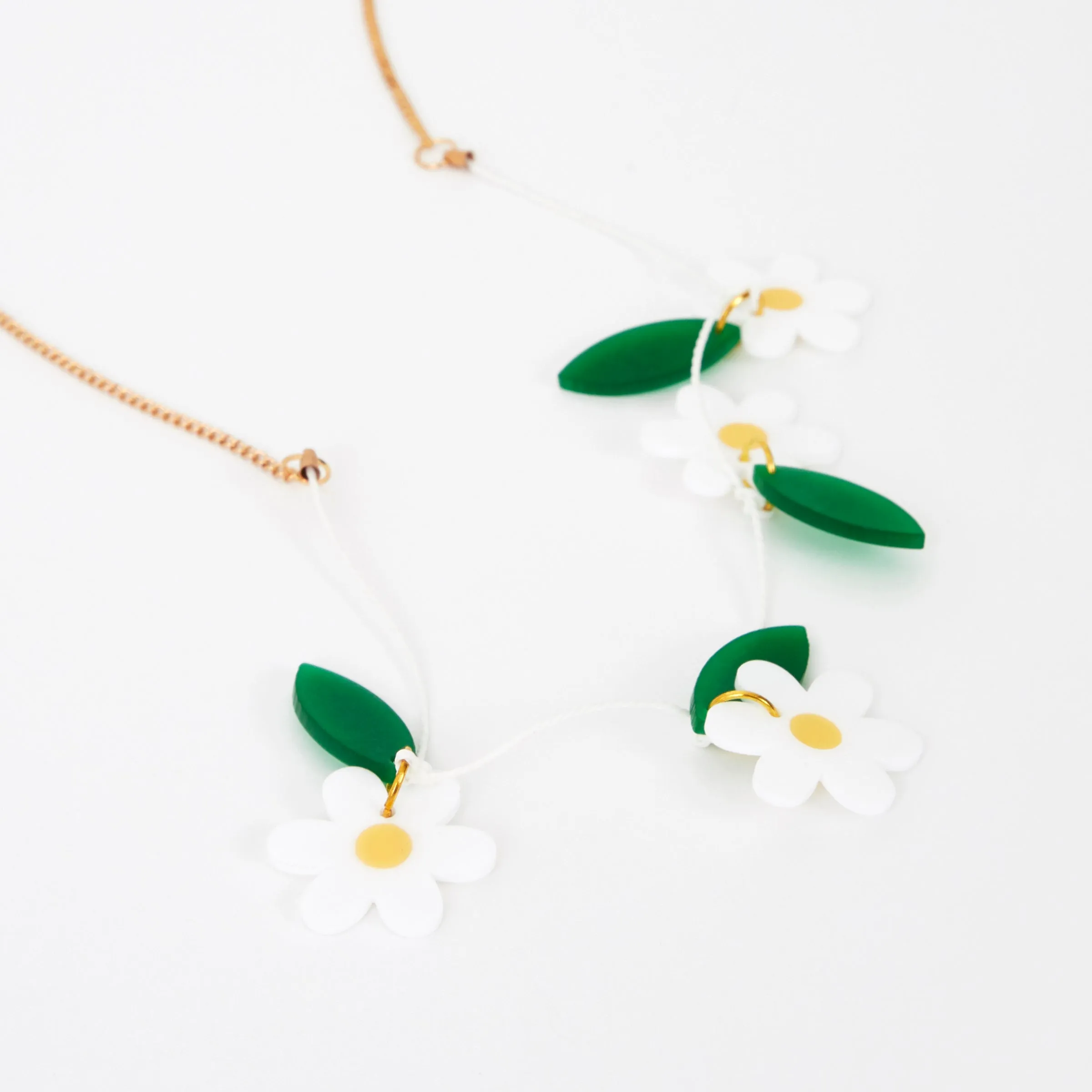 Daisy Necklace