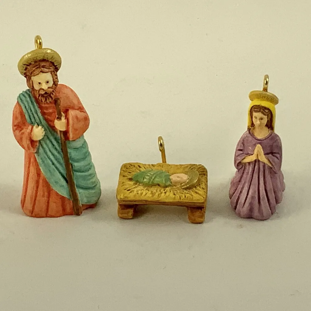 Hallmark Keepsake Ornaments Lot Of 3 Nativity Themed /cb